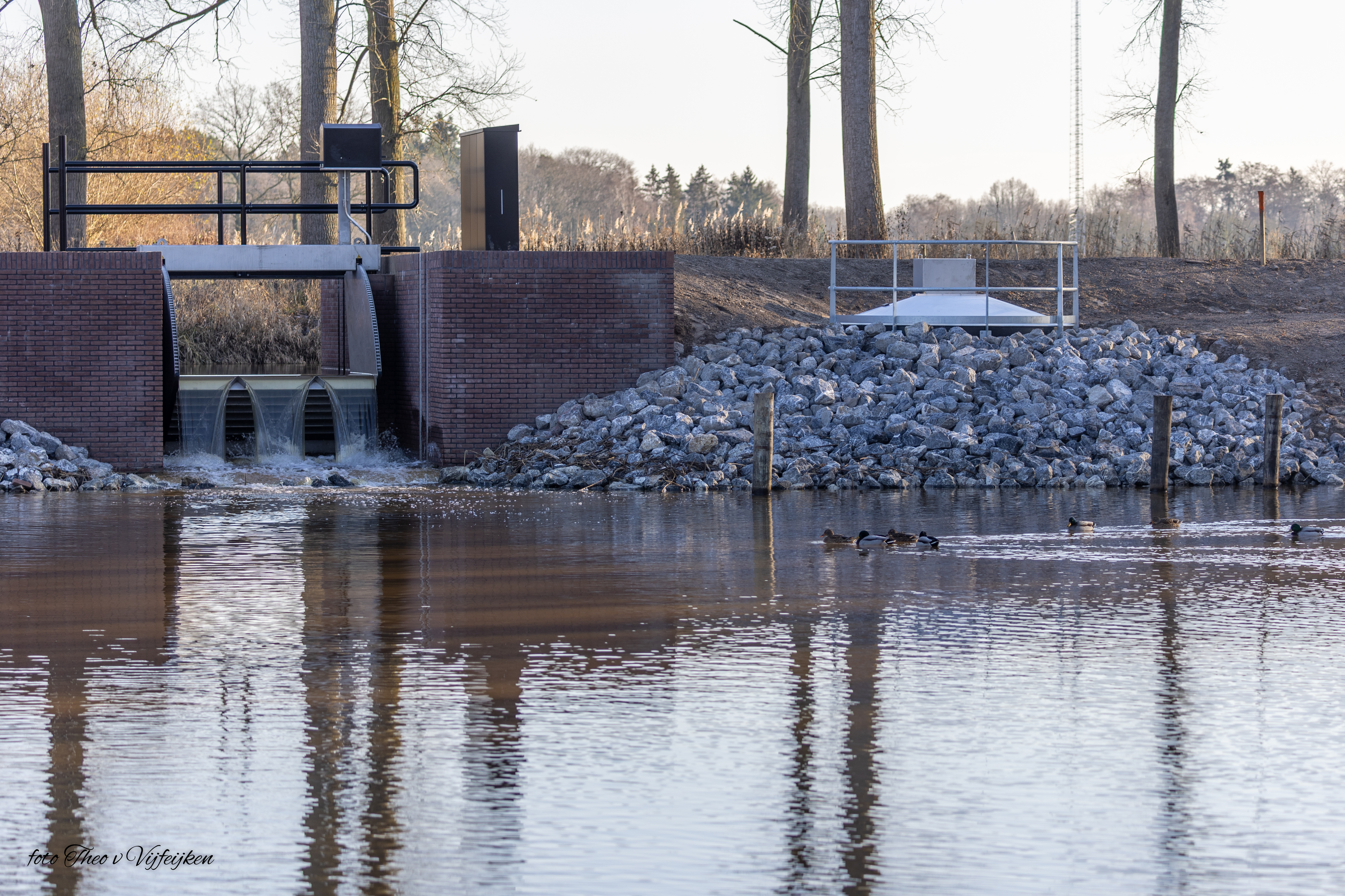 Stuw en vislift dichtbij (resultaat)_credits Theo van Vijfeijken